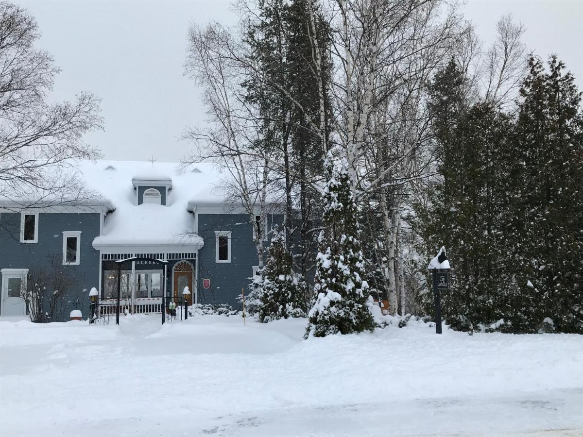 Auberge Cap Aux Corbeaux Hotel Baie-Saint-Paul Exterior photo