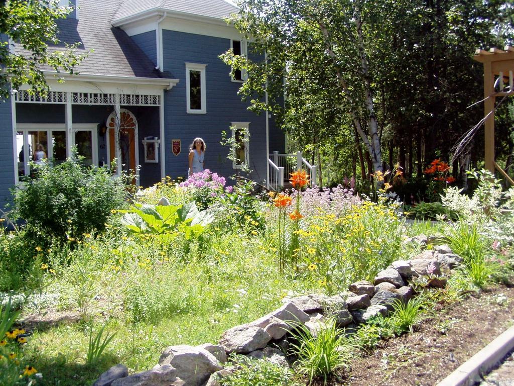 Auberge Cap Aux Corbeaux Hotel Baie-Saint-Paul Exterior photo