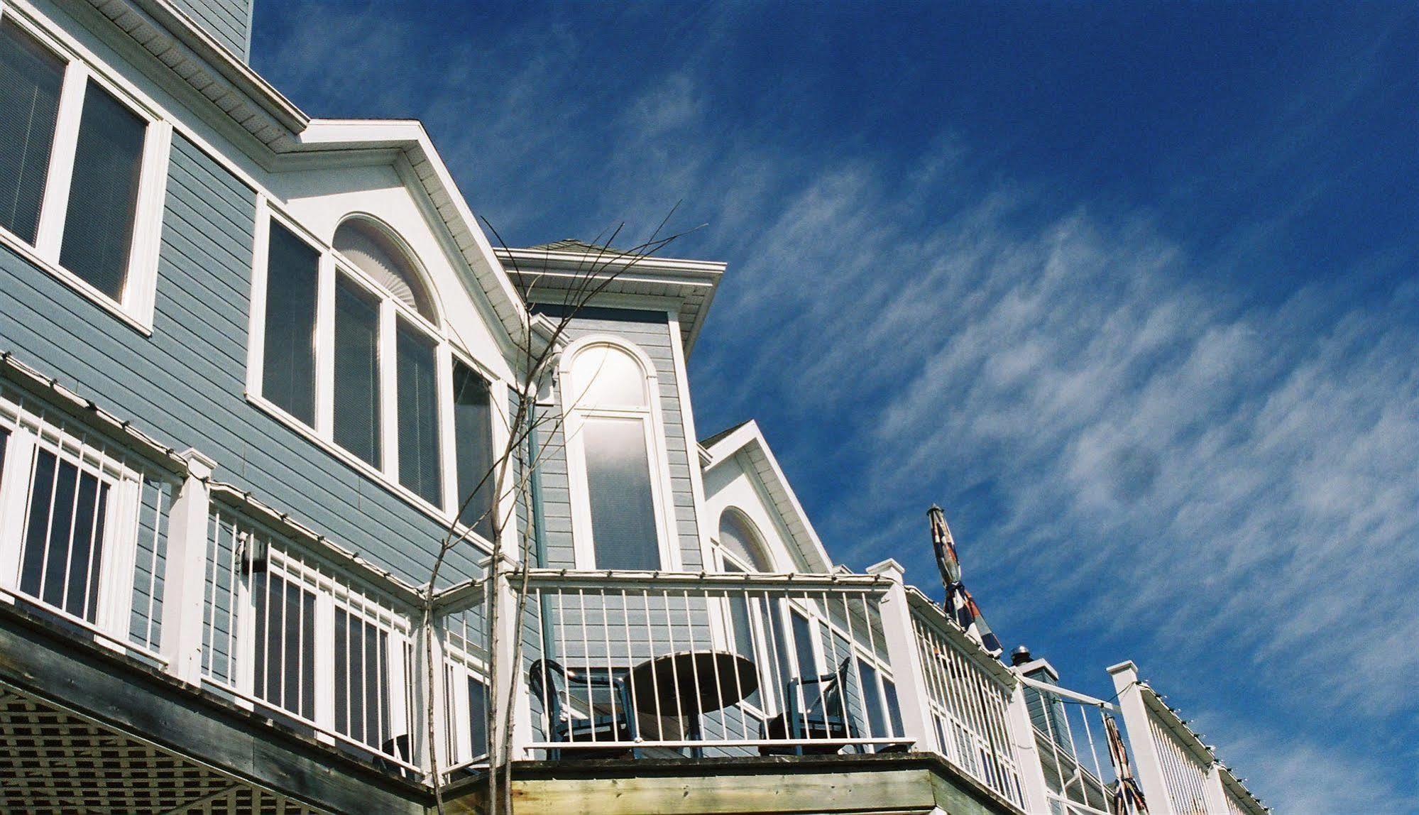 Auberge Cap Aux Corbeaux Hotel Baie-Saint-Paul Exterior photo